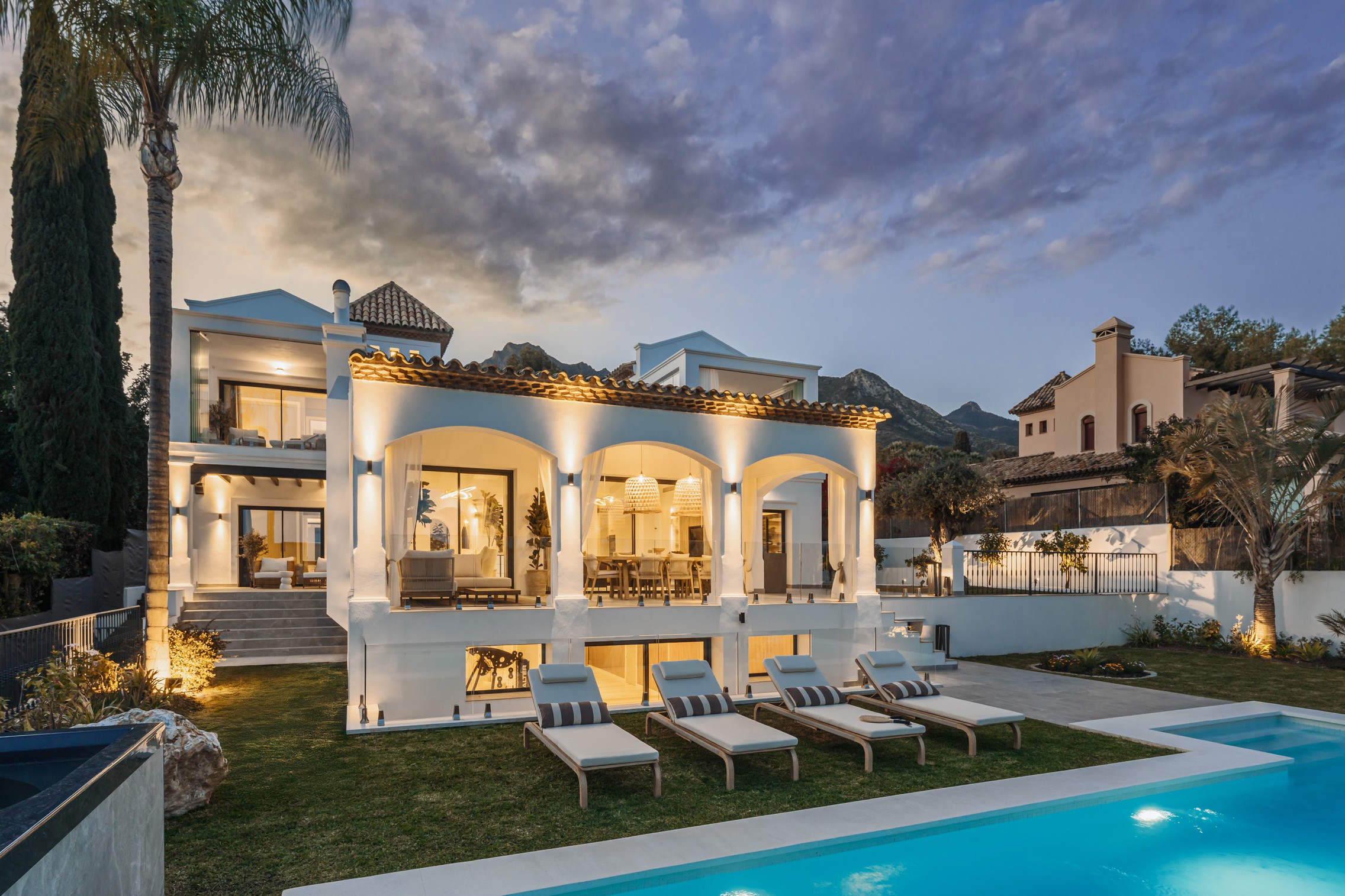 Top 5 Luxury Villas Golden Mile Marbella 2025
