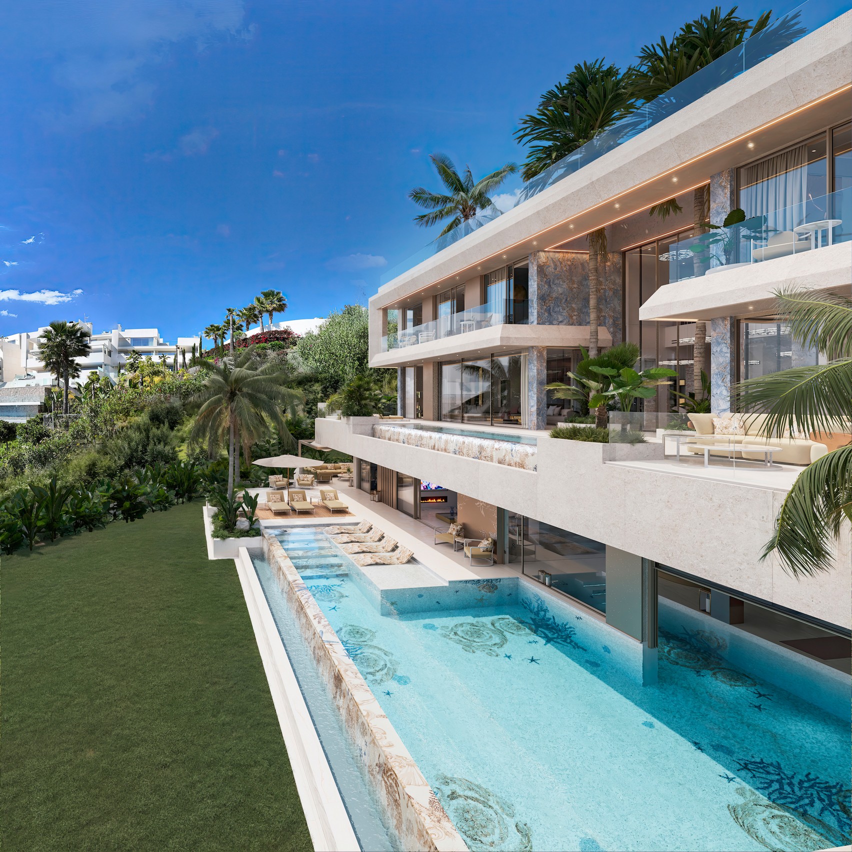 How Close Is Ocho de Oro to Puerto Banús?