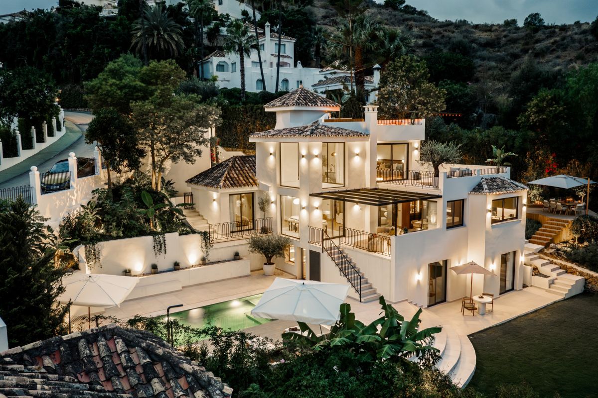 property for sale in marbella, villa in nueva andalucia